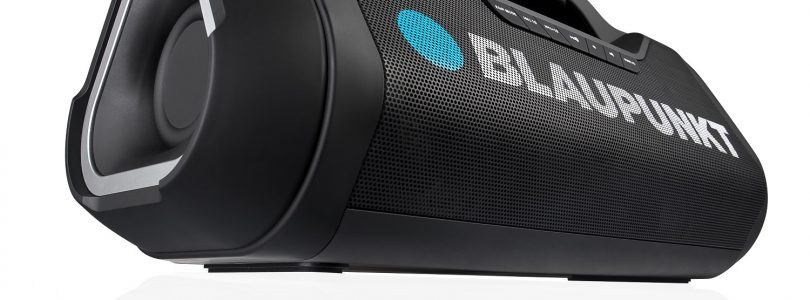 Hier ist der Blaupunkt Ghettoblaster „BT 1000“ im Streetstyle mit 50 Watt Stereo-Sound